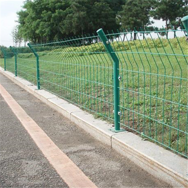 鐵絲圍欄網(wǎng),雙邊絲圍欄網(wǎng)案例展示圖片3 鐵絲圍欄網(wǎng),雙邊絲圍欄網(wǎng)案例展示圖片3