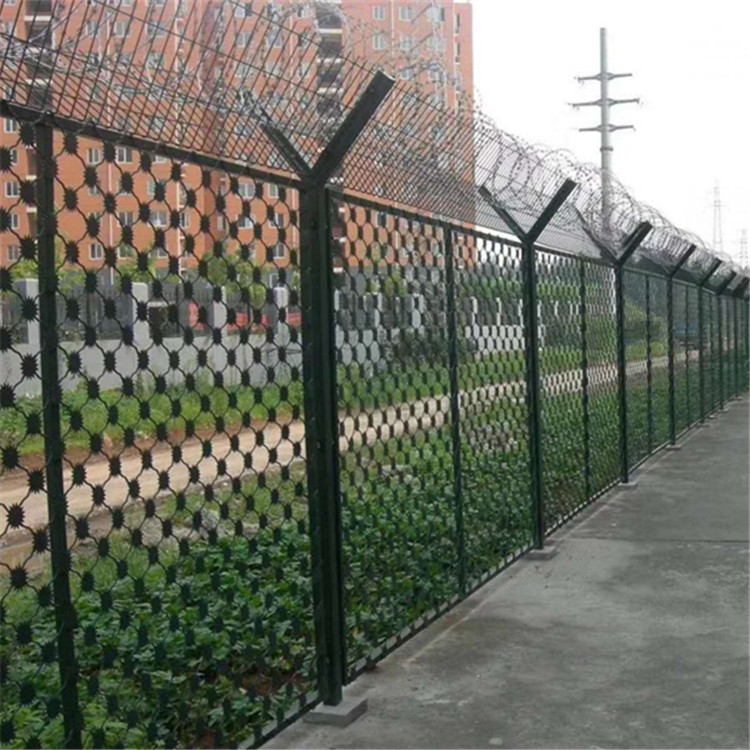 監獄鋼網墻--梅花刺隔離網案例展示圖片3 監獄鋼網墻--梅花刺隔離網案例展示圖片3