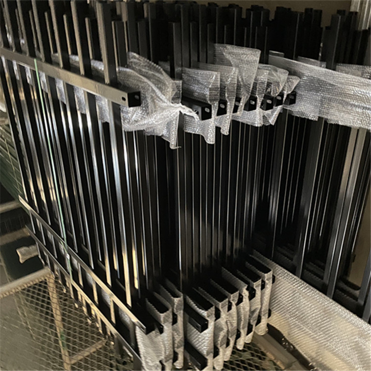 市政護欄案例展示圖片1 市政護欄案例展示圖片1