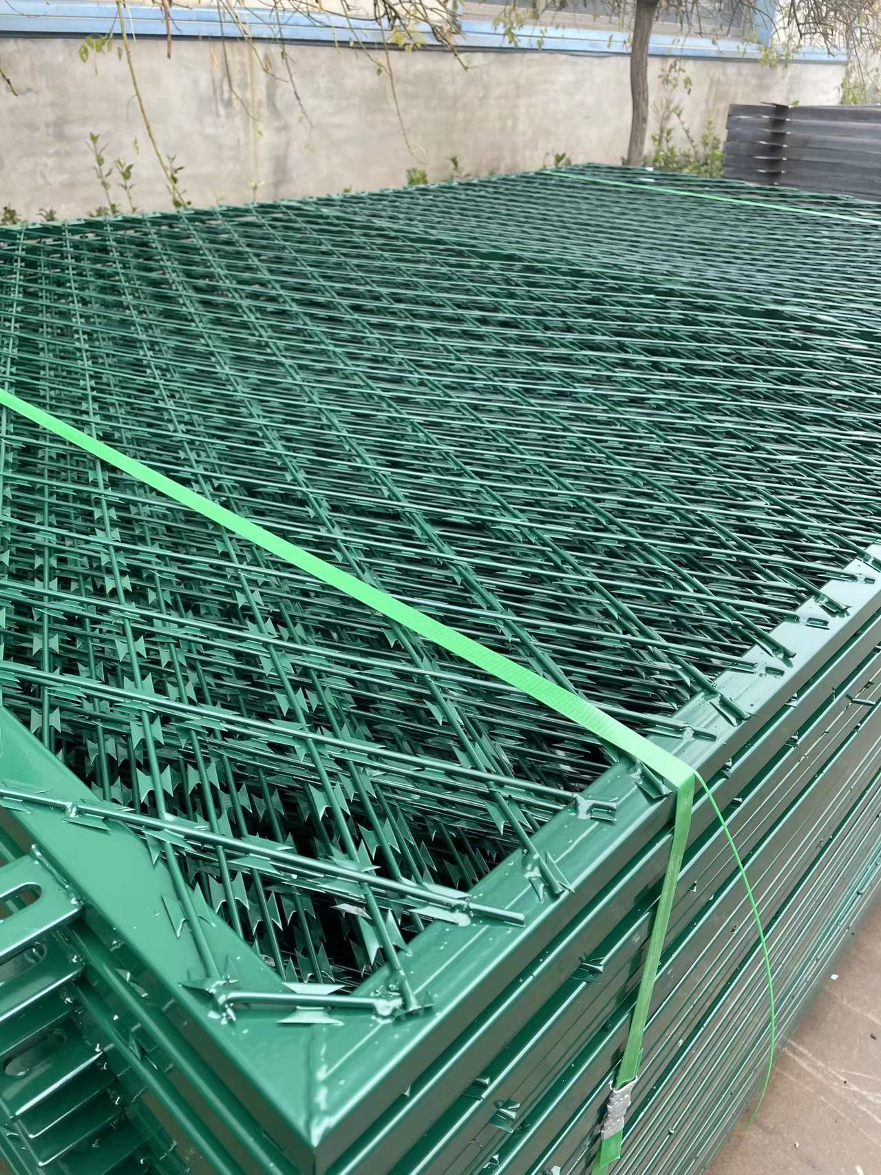 監獄焊接刀片網圖片3